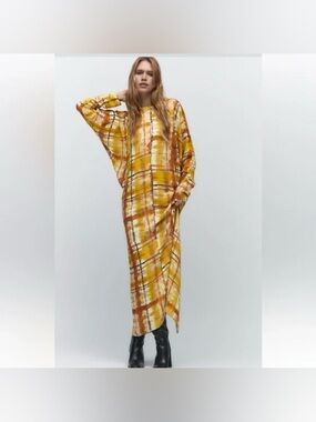 NWT: Zara Printed Maxi Dress